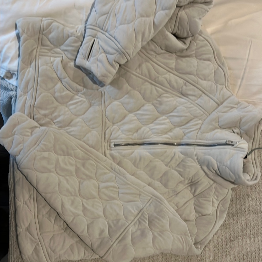 Women's Quilted Jacket in cream